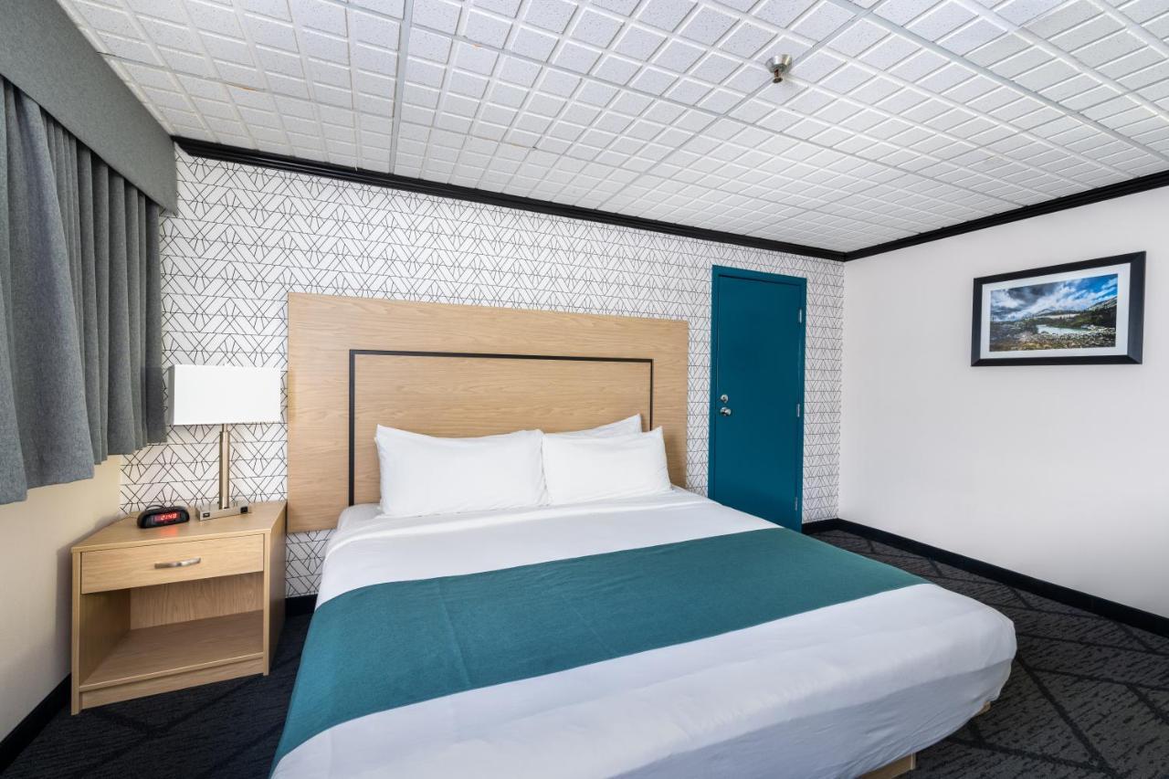Sternwheeler & Conference Centre, Trademark By Wyndham Hotel 3*