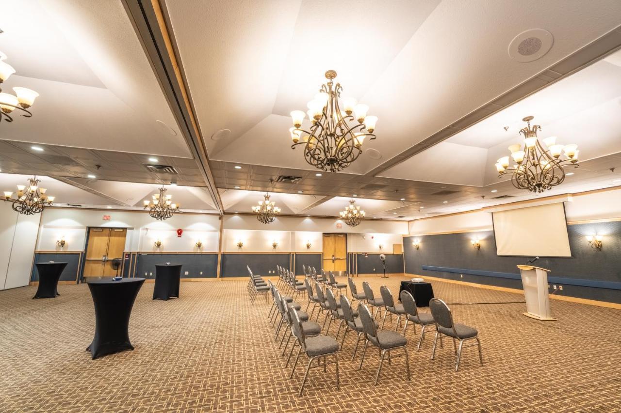 Sternwheeler & Conference Centre, Trademark By Wyndham Hotel